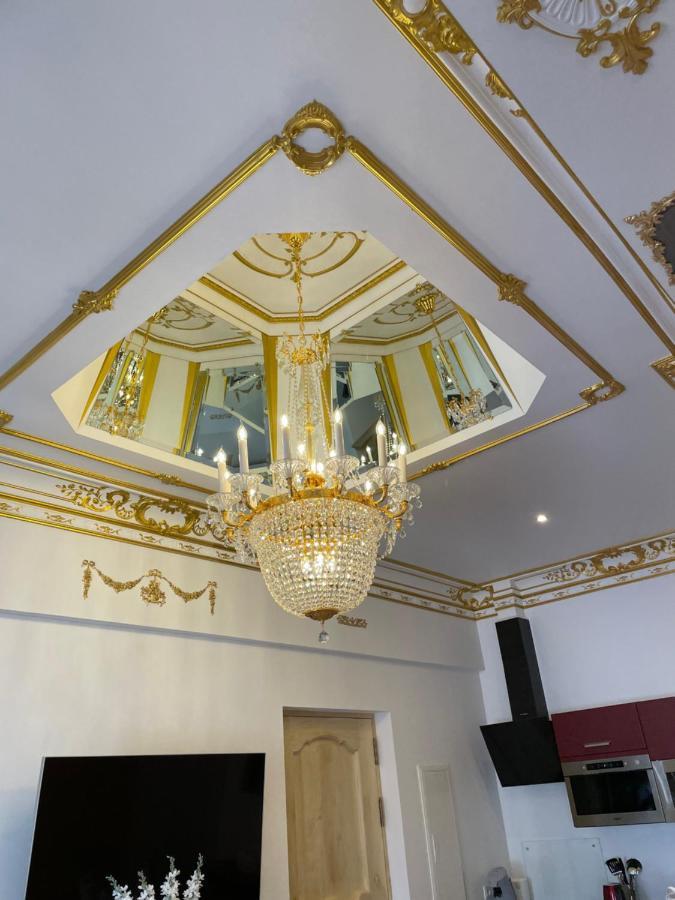 Deluxe Family Suite