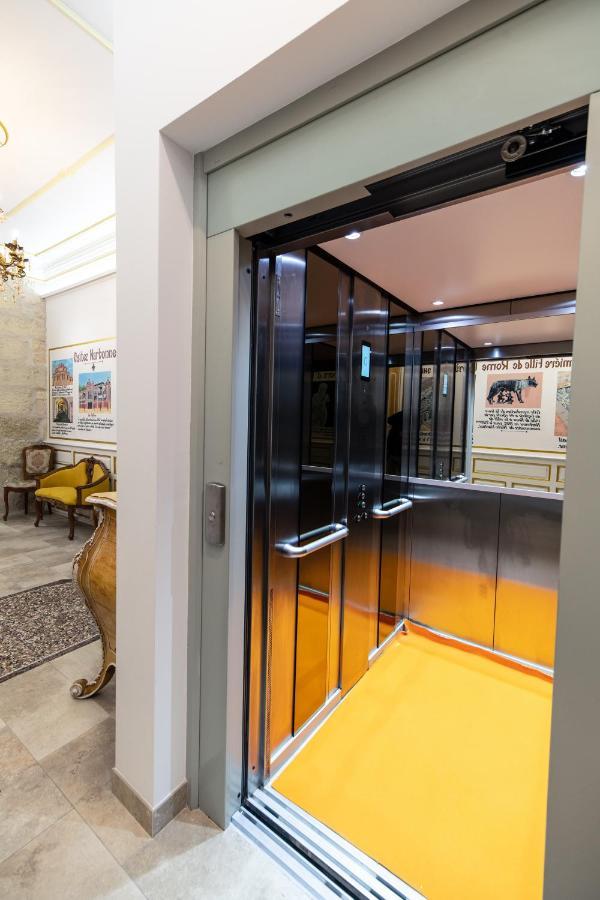 Deluxe Family Suite