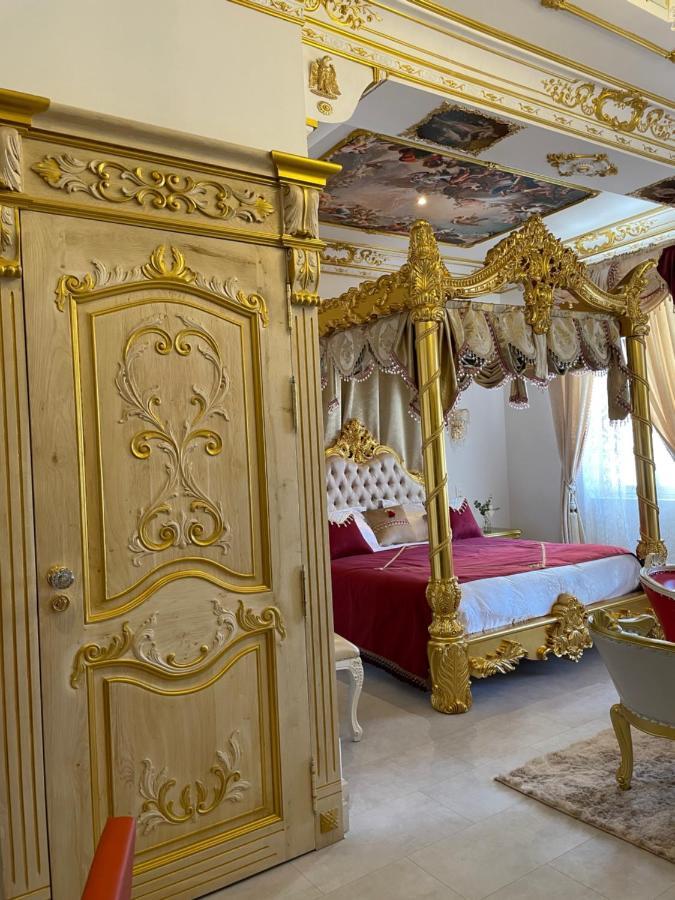 Deluxe Family Suite