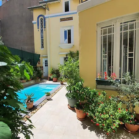 B&B Le Patio En Ville - Chambres d'hôtes-3